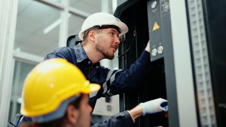 A team of legal experts providing tailored advice on Facilities Management to optimise estates and meet strategic goals.