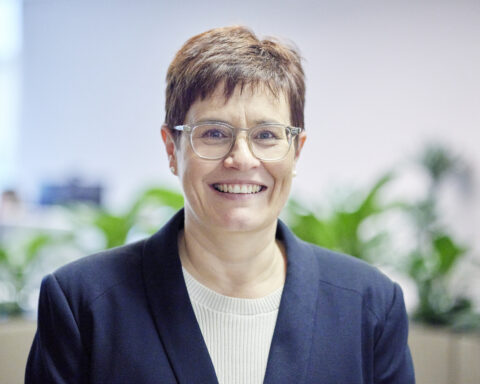 Picture of Sally-Anne Hayles
