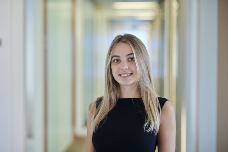 Picture of Zoe Williams